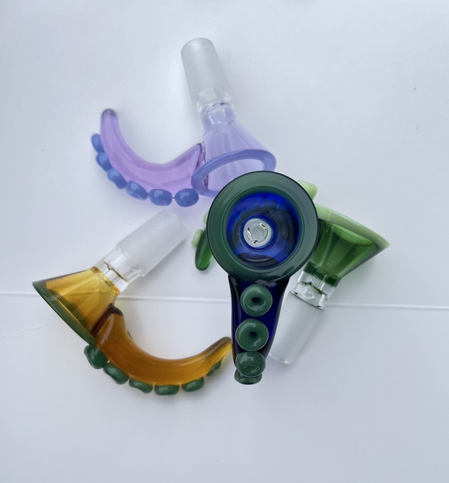 DEEZNUTZ GLASS COLOR 14MM MALE BOWL 12CT