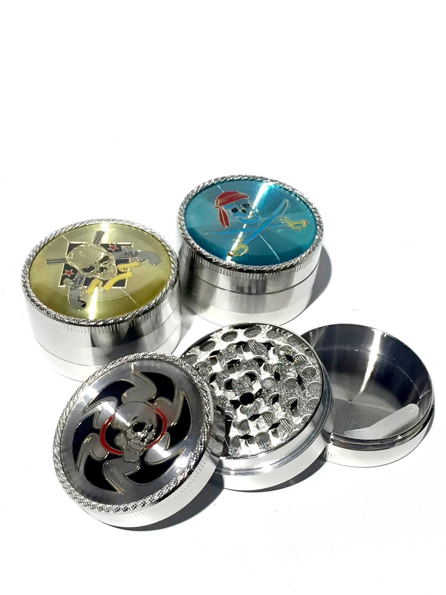 Skull top design novelty grinder