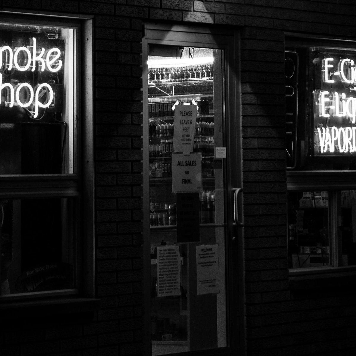 How to Start a Smoke Shop in 2026 (Costs, Inventory, Licensing)