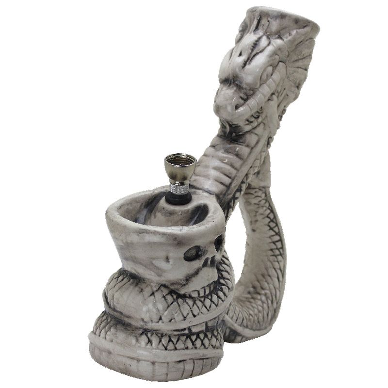 Ceramic Grinning Dragon Water Pipe