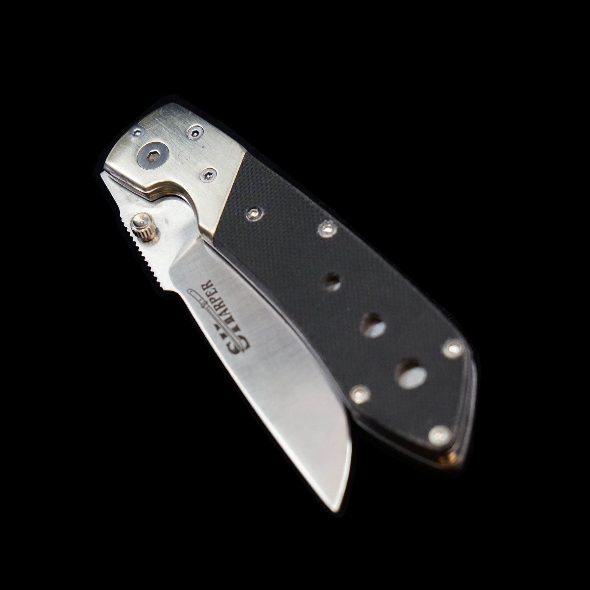 Black Ridged Tri Circle Handle Knife