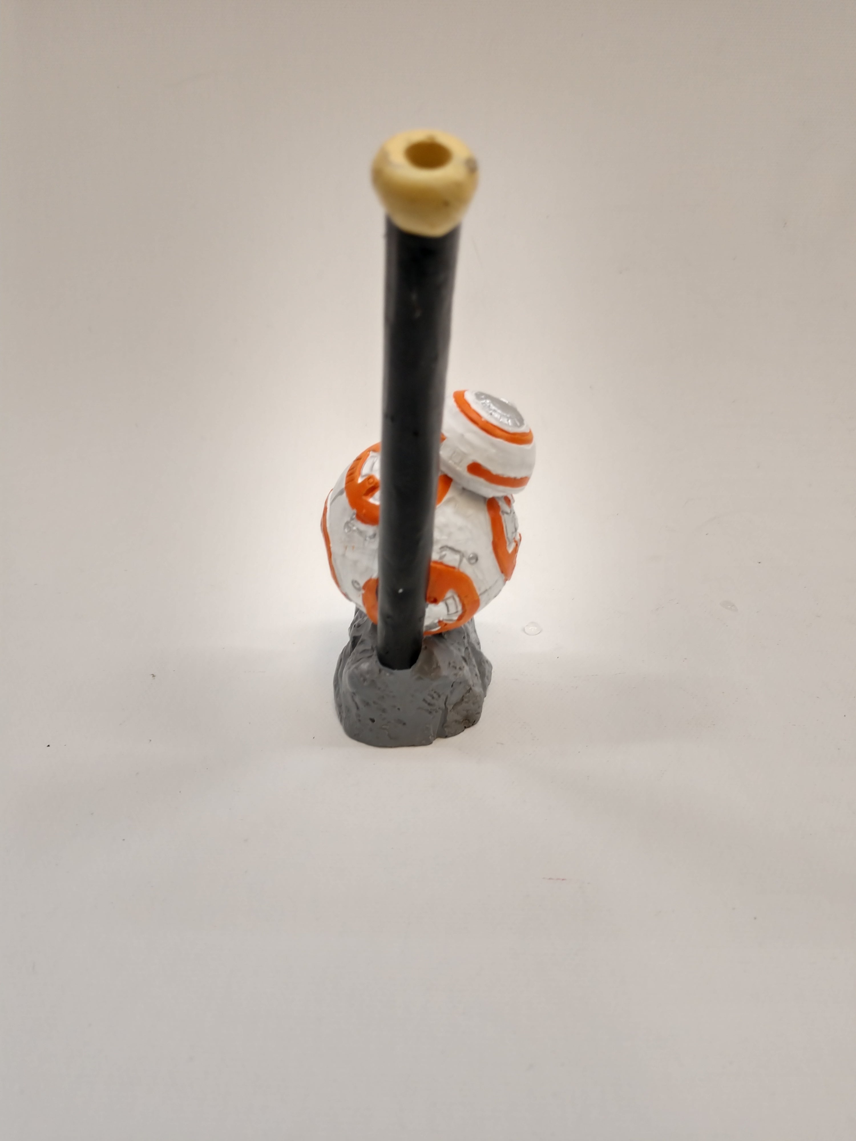 Resin Pipe White Robot