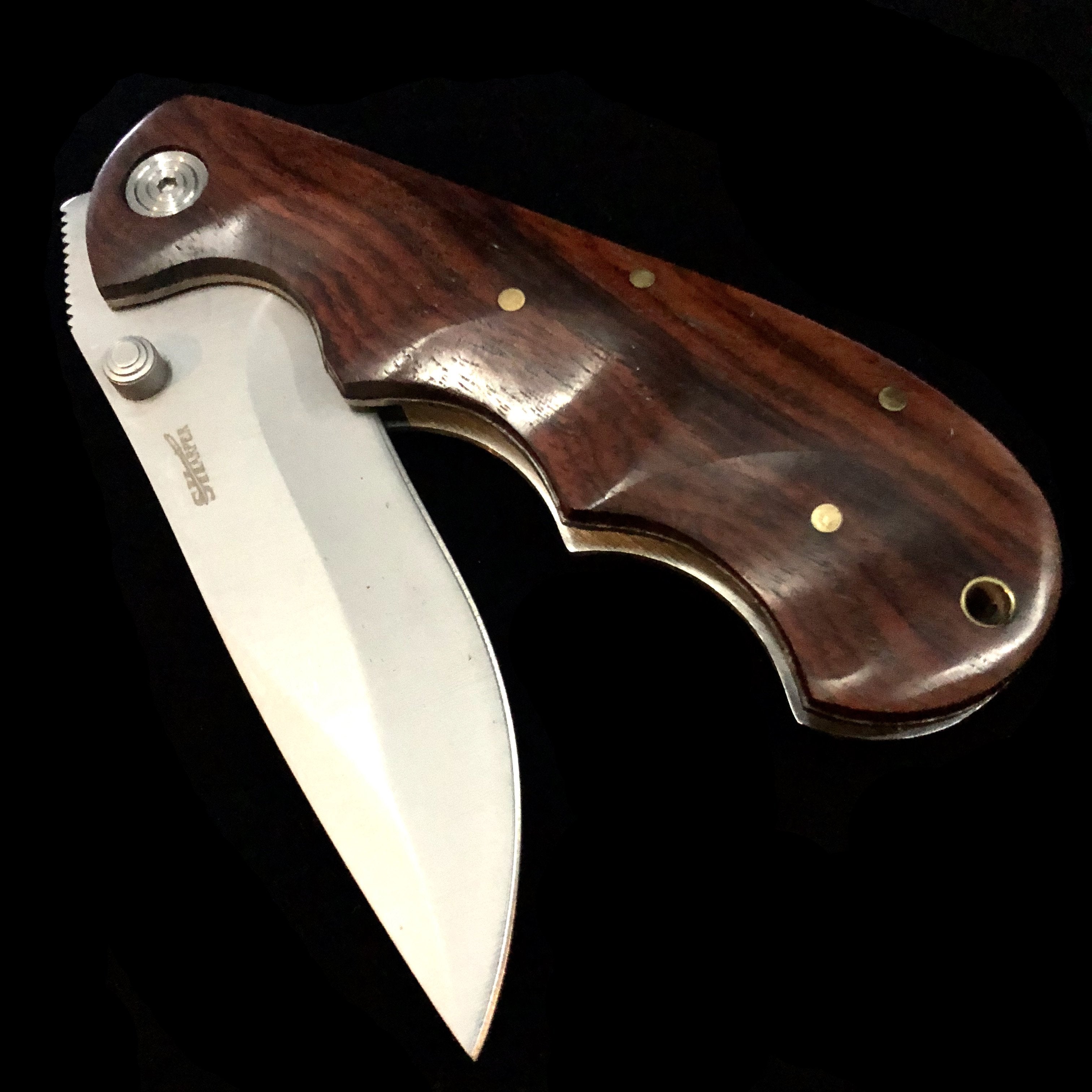 Comfort Grip Wood Handle Knife