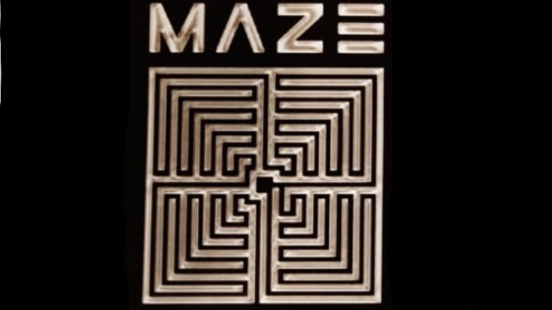 Maze Coconut Charcoal